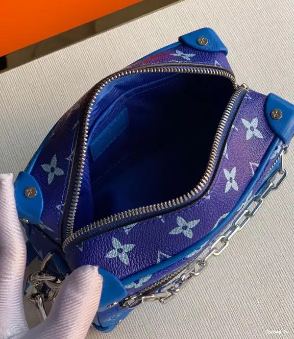 SOFT LOUIS VUITTON TRUNK 0521